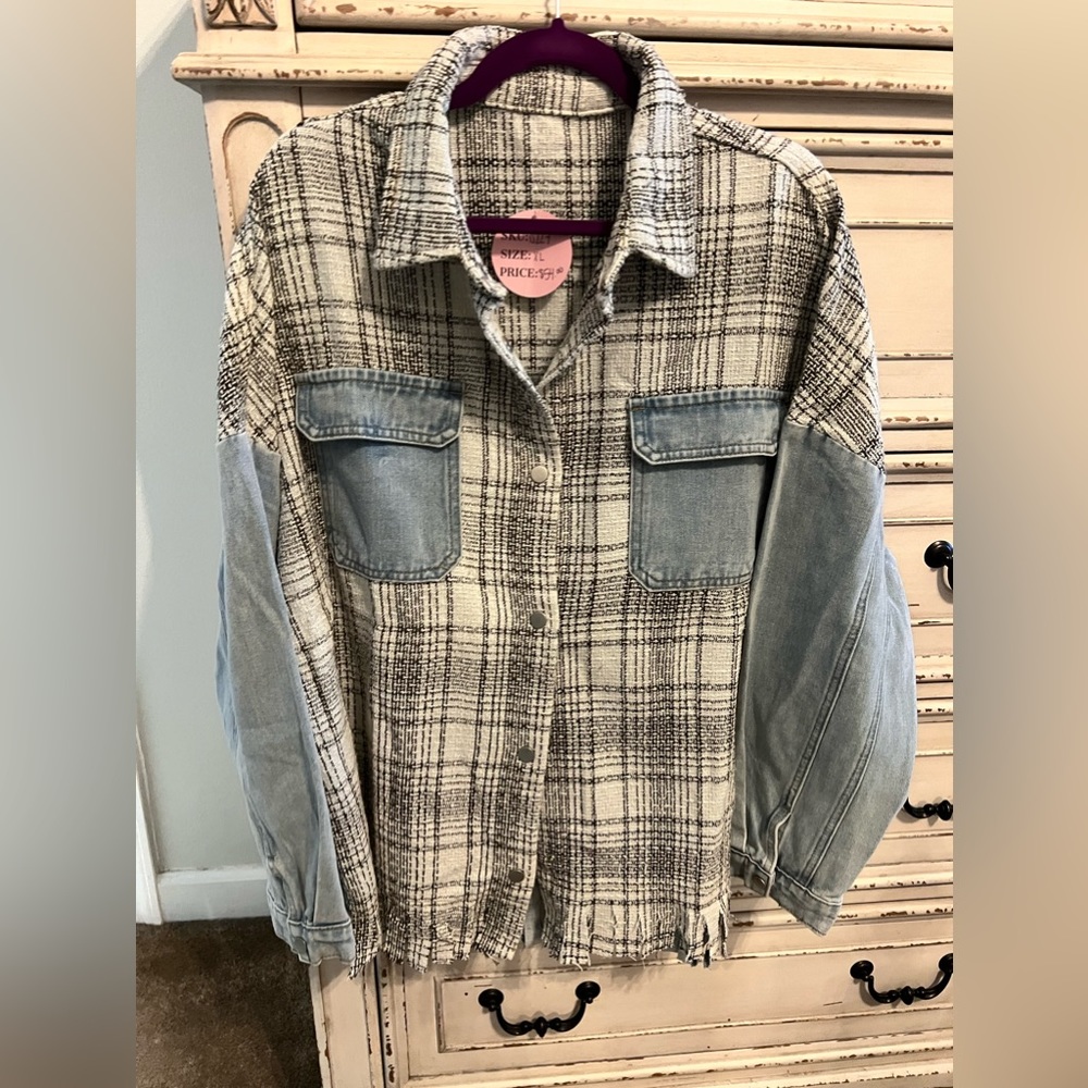 Frayed hem denim, Jean jacket